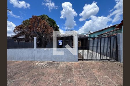 Casa para alugar com 80m², 2 quartos e 1 vagaFachada
