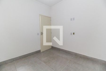 Quarto de casa para alugar com 1 quarto, 35m² em Jardim Boa Vista, Carapicuíba