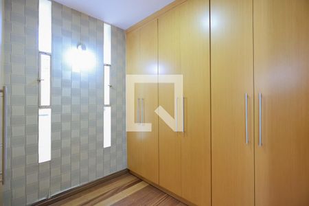 Casa à venda com 212m², 3 quartos e 3 vagasCloset da Suíte