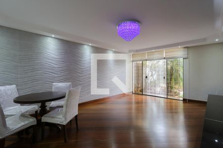 Sala de estar de casa à venda com 3 quartos, 212m² em Santana, São Paulo