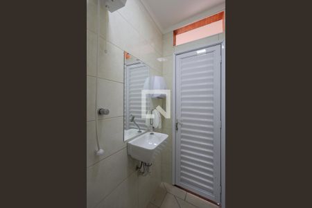 Casa à venda com 212m², 3 quartos e 3 vagasBanheiro de serviço