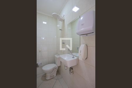 Casa à venda com 212m², 3 quartos e 3 vagasBanheiro de serviço