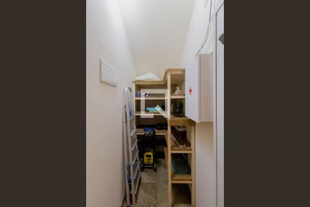 Casa à venda com 462m², 1 quarto e 8 vagasArmário