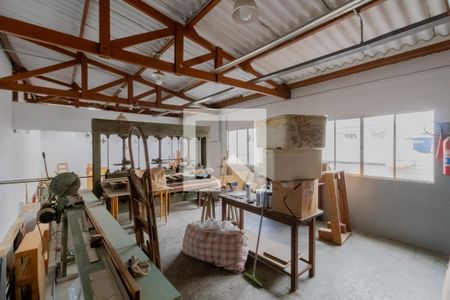 Casa à venda com 462m², 1 quarto e 8 vagasGalpão