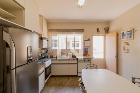 Casa à venda com 462m², 1 quarto e 8 vagasCozinha