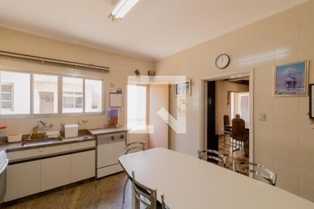 Casa à venda com 462m², 1 quarto e 8 vagasCozinha