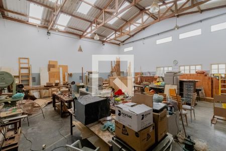 Casa à venda com 462m², 1 quarto e 8 vagasGalpão