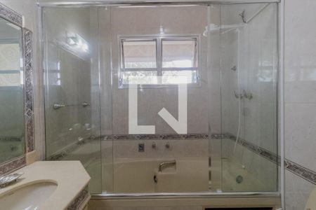 Casa à venda com 462m², 1 quarto e 8 vagasBanheiro