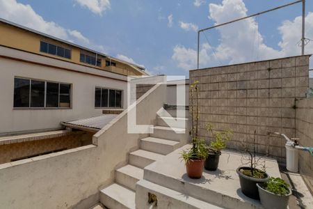 Casa à venda com 462m², 1 quarto e 8 vagasVaranda