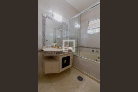 Casa à venda com 462m², 1 quarto e 8 vagasBanheiro