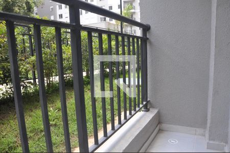 Apartamento à venda com 39m², 1 quarto e sem vagaDetalhe - Varanda da Sala