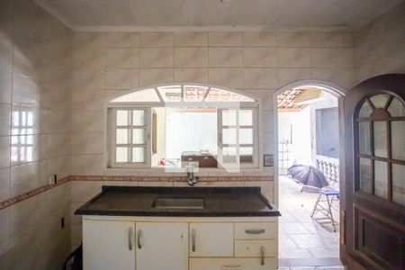 Casa à venda com 405m², 2 quartos e 1 vagaCozinha