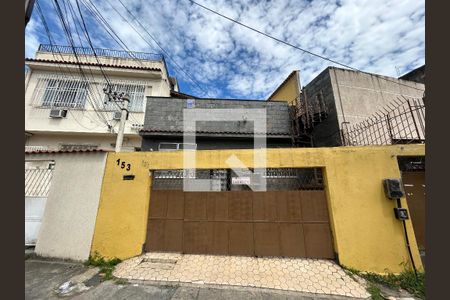 Casa para alugar com 211m², 5 quartos e 1 vagaFachada + plaquinha