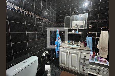 Casa para alugar com 211m², 5 quartos e 1 vagaBanheiro