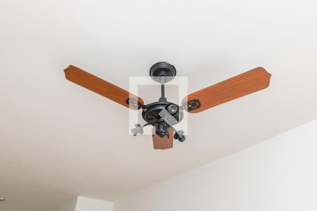 Sala de apartamento à venda com 2 quartos, 69m² em Vaz Lobo, Rio de Janeiro