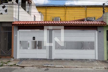 Casa à venda com 85m², 3 quartos e 3 vagasFachada