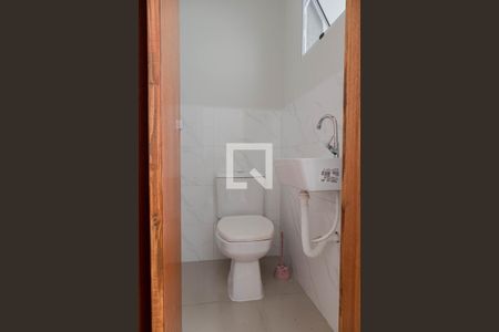 Casa à venda com 85m², 3 quartos e 3 vagasBanheiro de Serviço