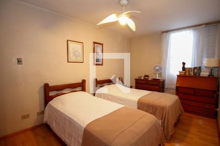 Apartamento à venda com 128m², 3 quartos e 1 vaga Apartamento à venda com 128m², 3 quartos e 1 vagaSuíte