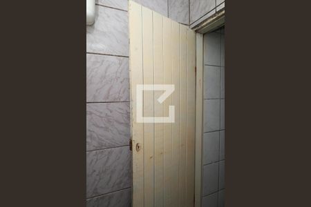 Banheiro de casa para alugar com 10 quartos, 600m² em Cidade Líder, São Paulo