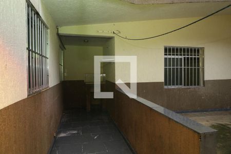 Casa para alugar com 60m², 2 quartos e sem vagaÁrea de Serviço
