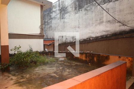 Casa para alugar com 60m², 2 quartos e sem vagaQuintal