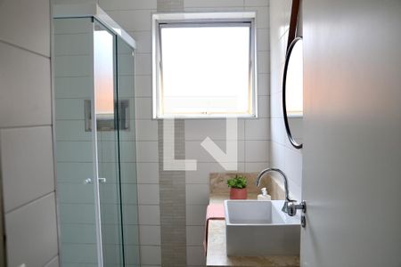 Apartamento à venda com 64m², 2 quartos e 1 vaga Apartamento à venda com 64m², 2 quartos e 1 vagaBanheiro