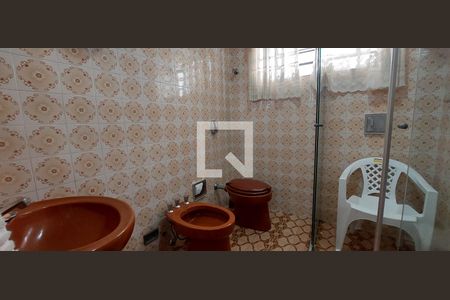 Casa para alugar com 400m², 4 quartos e 4 vagas Casa para alugar com 400m², 4 quartos e 4 vagasBanheiro 2