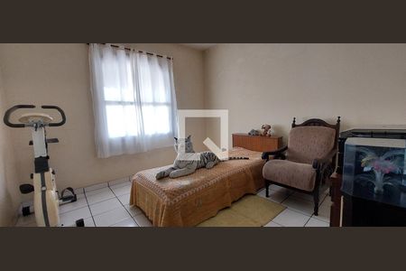 Casa para alugar com 400m², 4 quartos e 4 vagas Casa para alugar com 400m², 4 quartos e 4 vagasQuarto 2