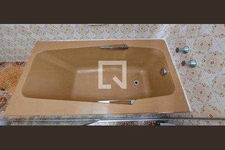 Casa para alugar com 400m², 4 quartos e 4 vagas Casa para alugar com 400m², 4 quartos e 4 vagasBanheiro Quarto 1 suíte