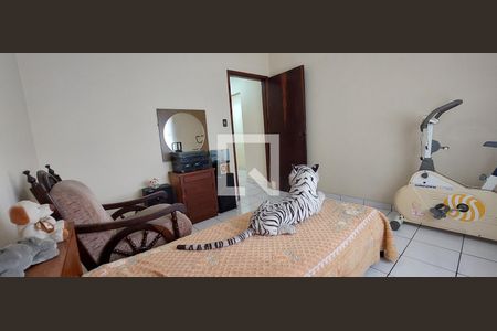 Casa para alugar com 400m², 4 quartos e 4 vagas Casa para alugar com 400m², 4 quartos e 4 vagasQuarto 2