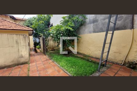 Casa para alugar com 400m², 4 quartos e 4 vagas Casa para alugar com 400m², 4 quartos e 4 vagasQuintal