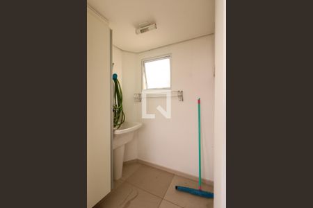 Apartamento para alugar com 140m², 3 quartos e 1 vagaÁrea de Serviço