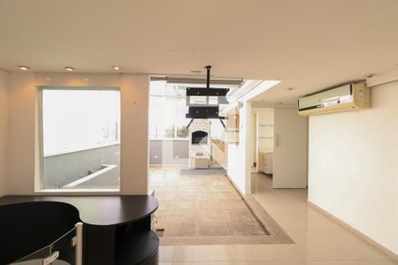 Apartamento para alugar com 140m², 3 quartos e 1 vagaCobertura