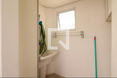 Apartamento para alugar com 140m², 3 quartos e 1 vagaÁrea de Serviço