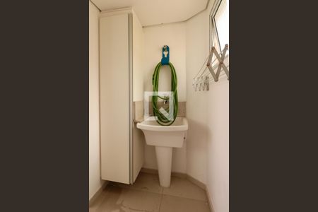 Apartamento para alugar com 140m², 3 quartos e 1 vagaÁrea de Serviço