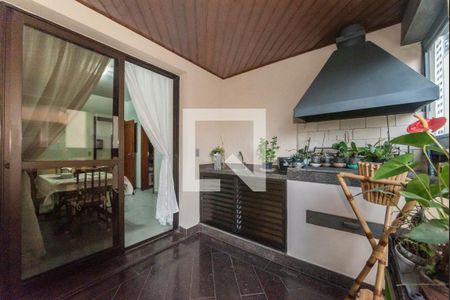 Apartamento à venda com 350m², 4 quartos e 4 vagasVaranda da Sala - Churrasqueira