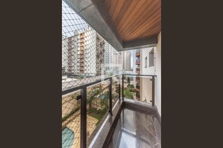 Apartamento à venda com 350m², 4 quartos e 4 vagasVaranda da Suíte 2