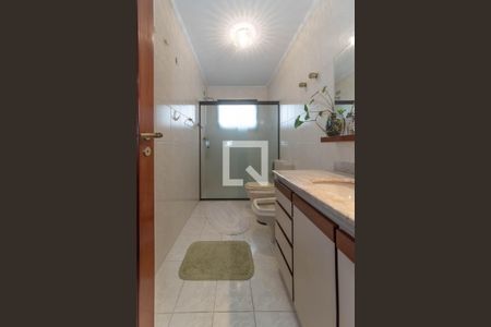 Apartamento à venda com 350m², 4 quartos e 4 vagasBanheiro da Suíte 2