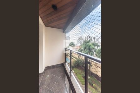 Apartamento à venda com 350m², 4 quartos e 4 vagasVaranda da Suíte 2