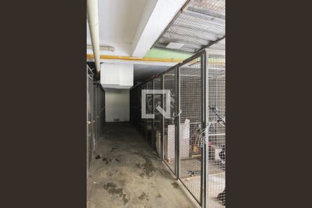 Apartamento à venda com 65m², 2 quartos e 2 vagasBox de Despejo