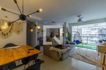 Sala de apartamento para alugar com 3 quartos, 82m² em Recreio dos Bandeirantes, Rio de Janeiro