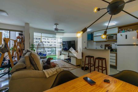Sala de apartamento para alugar com 3 quartos, 82m² em Recreio dos Bandeirantes, Rio de Janeiro