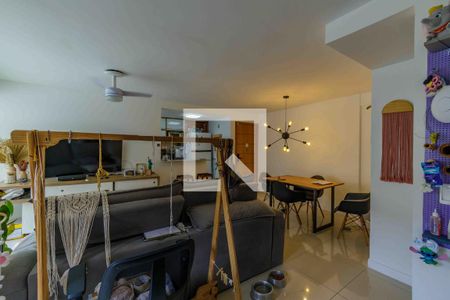 Sala de apartamento para alugar com 3 quartos, 82m² em Recreio dos Bandeirantes, Rio de Janeiro