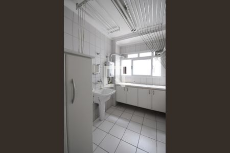 Apartamento à venda com 133m², 3 quartos e 2 vagasÁrea de Serviço