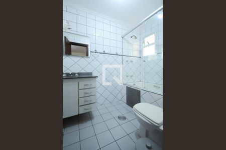 Apartamento à venda com 133m², 3 quartos e 2 vagasBanheiro da Suíte