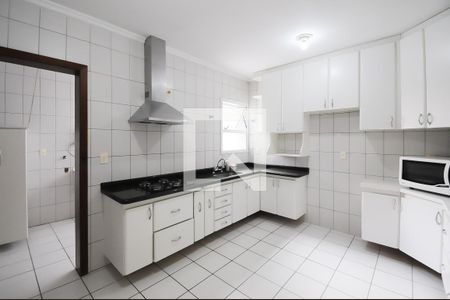 Apartamento à venda com 133m², 3 quartos e 2 vagasCozinha - Armários