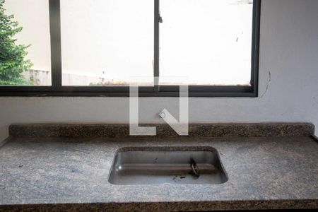 Casa à venda com 288m², 4 quartos e 2 vagasCozinha 2