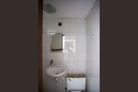 Casa à venda com 288m², 4 quartos e 2 vagasBanheiro 2