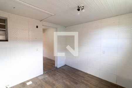 Casa de condomínio à venda com 50m², 2 quartos e 1 vagaÁrea de Serviço