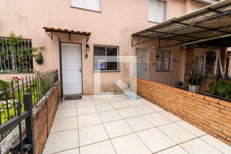 Casa de condomínio à venda com 50m², 2 quartos e 1 vagaGaragem